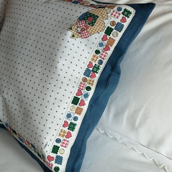 Kitten Printed Cotton 20 x 20 PAIR Throw Pillows Zippered Blue Linen NEW - Picture 11 of 11